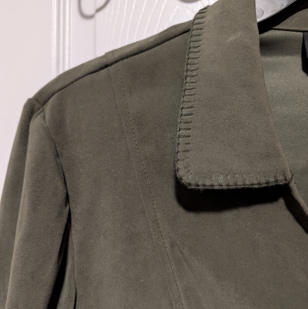 Requirements Woman Olive Faux Suede Button Front Jacket Blazer 1X Whipstich - Picture 3 of 9
